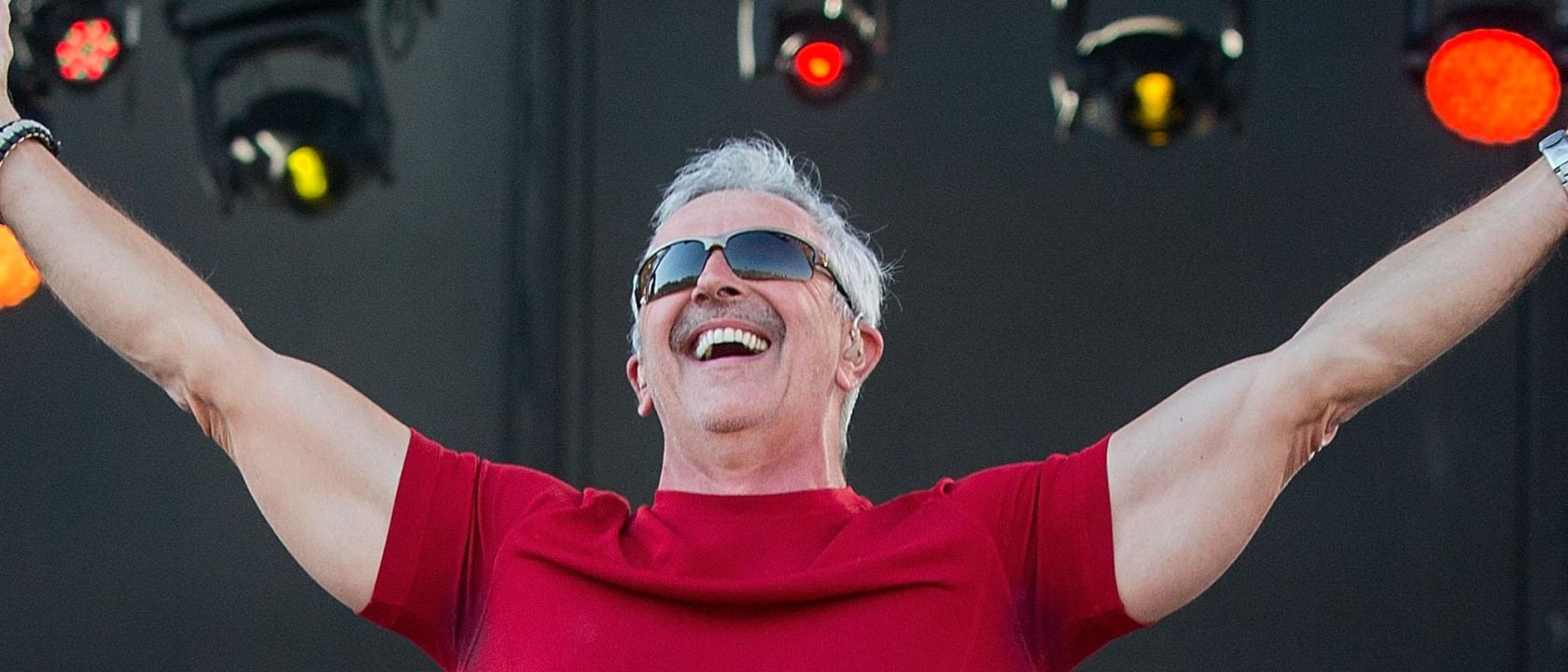 Aaron Tippin
