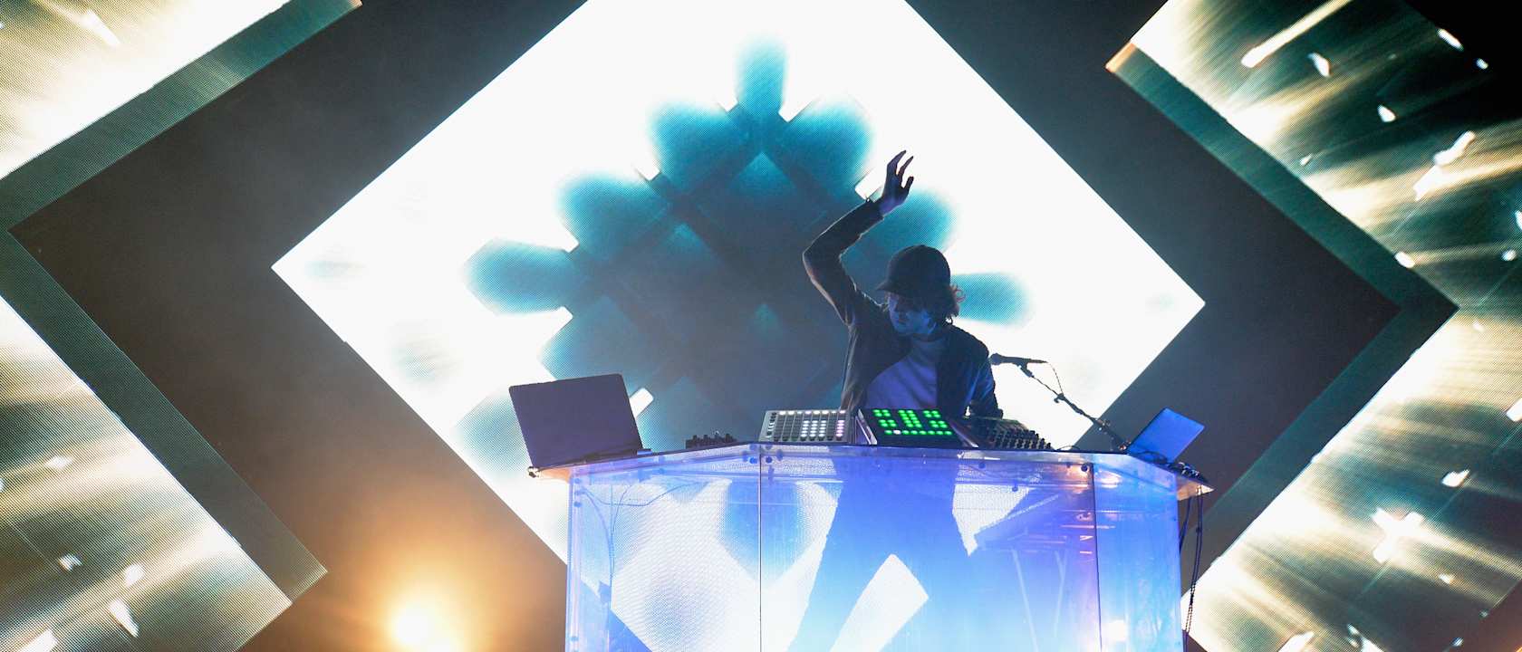 Madeon Parking