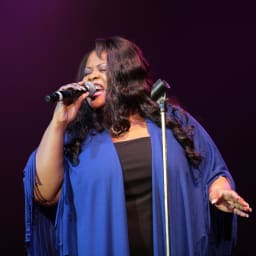 Maysa Leak