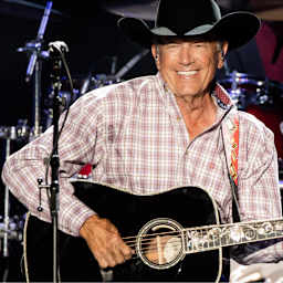 George Strait Parking