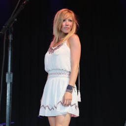 Ellie Holcomb