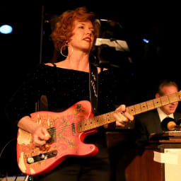 Sue Foley
