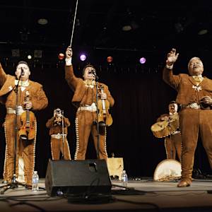 Mariachi los Camperos Image
