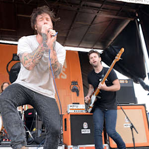 Emarosa Image