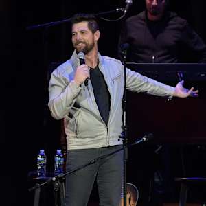 Jason Crabb Image