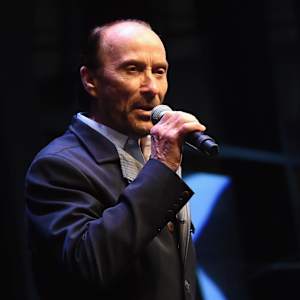 Lee Greenwood Image