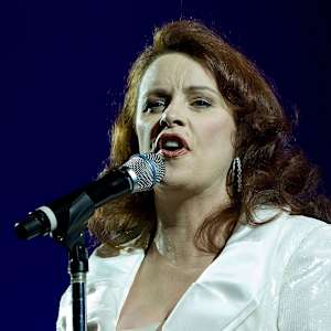 Sheena Easton Image