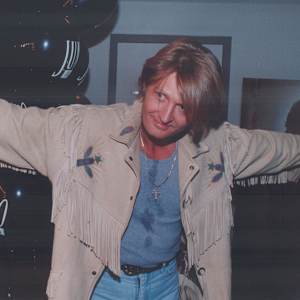 Tom Cochrane Image