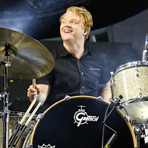 Aaron Gillespie Image