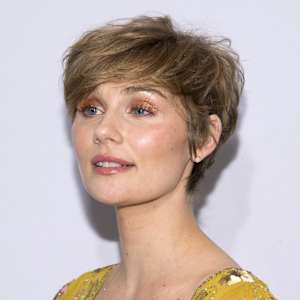 Clare Bowen Image