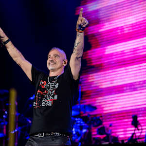 Eros Ramazzotti Image