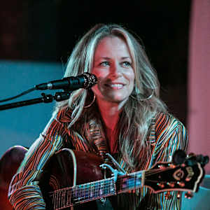 Deana Carter Image