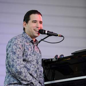 Alfredo Rodriguez Image