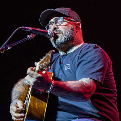 Aaron Lewis
