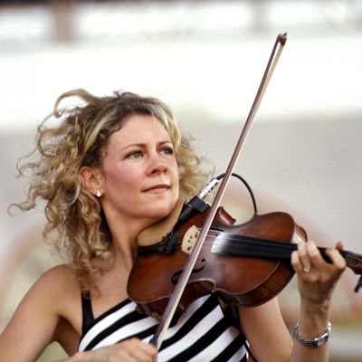 Natalie MacMaster