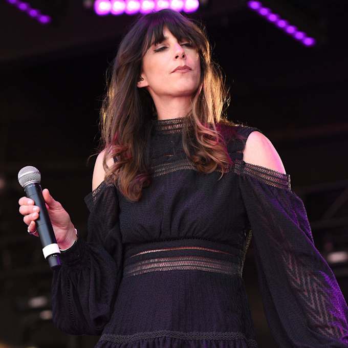 Nicki Bluhm