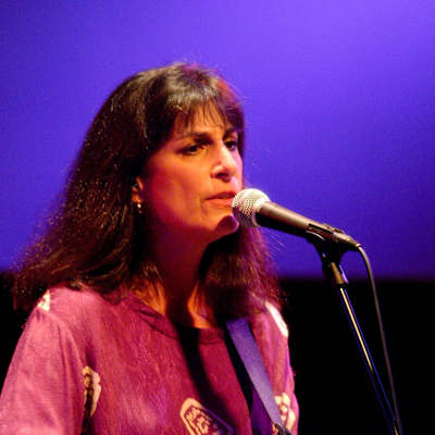 Karla Bonoff